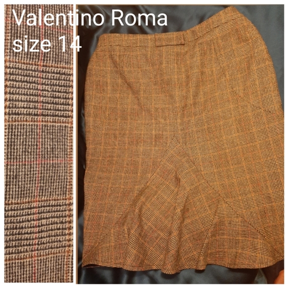Valentino tweeded pencil skirt US 14